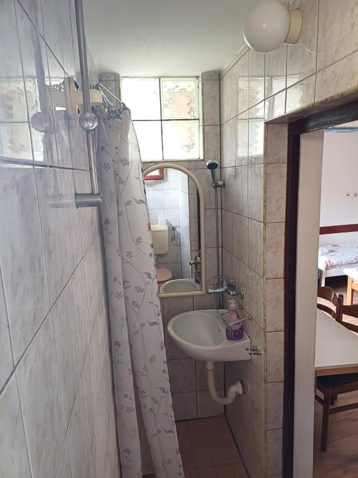 Apartments For Friends Требинє Екстер'єр фото