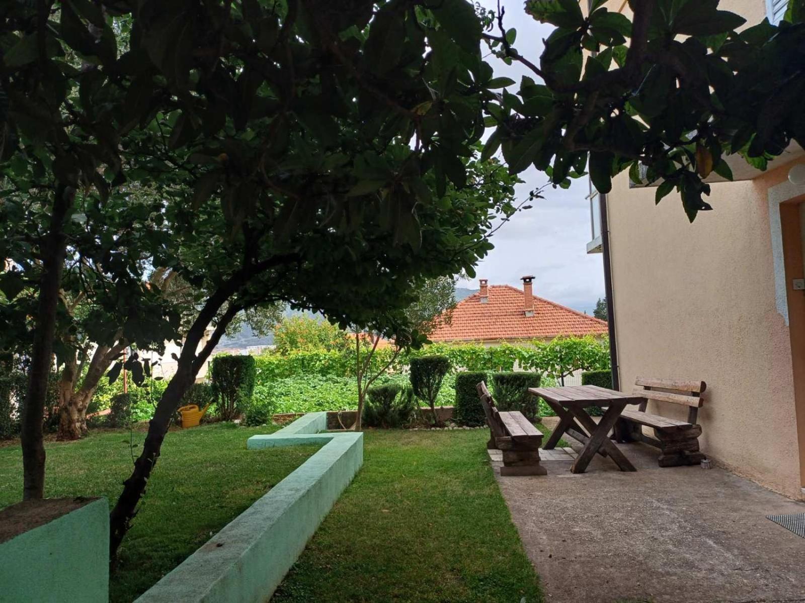 Apartments For Friends Требинє Екстер'єр фото